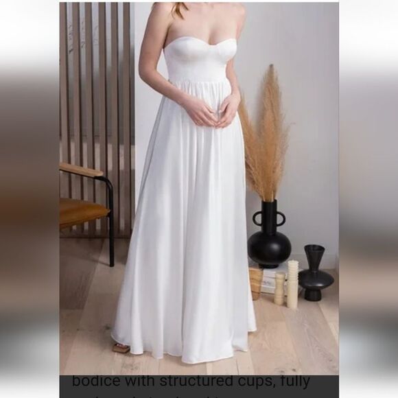 FAME & PARTNERS NWT Ivory strapless gown PROM summer - Picture 1 of 8